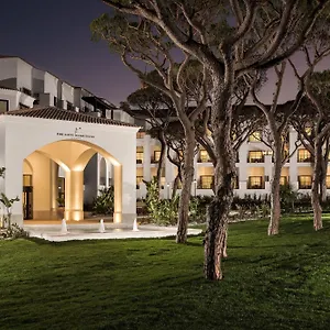 Отель Pine Cliffs Ocean Suites, A Luxury Collection & Spa, Algarve, Албуфейра